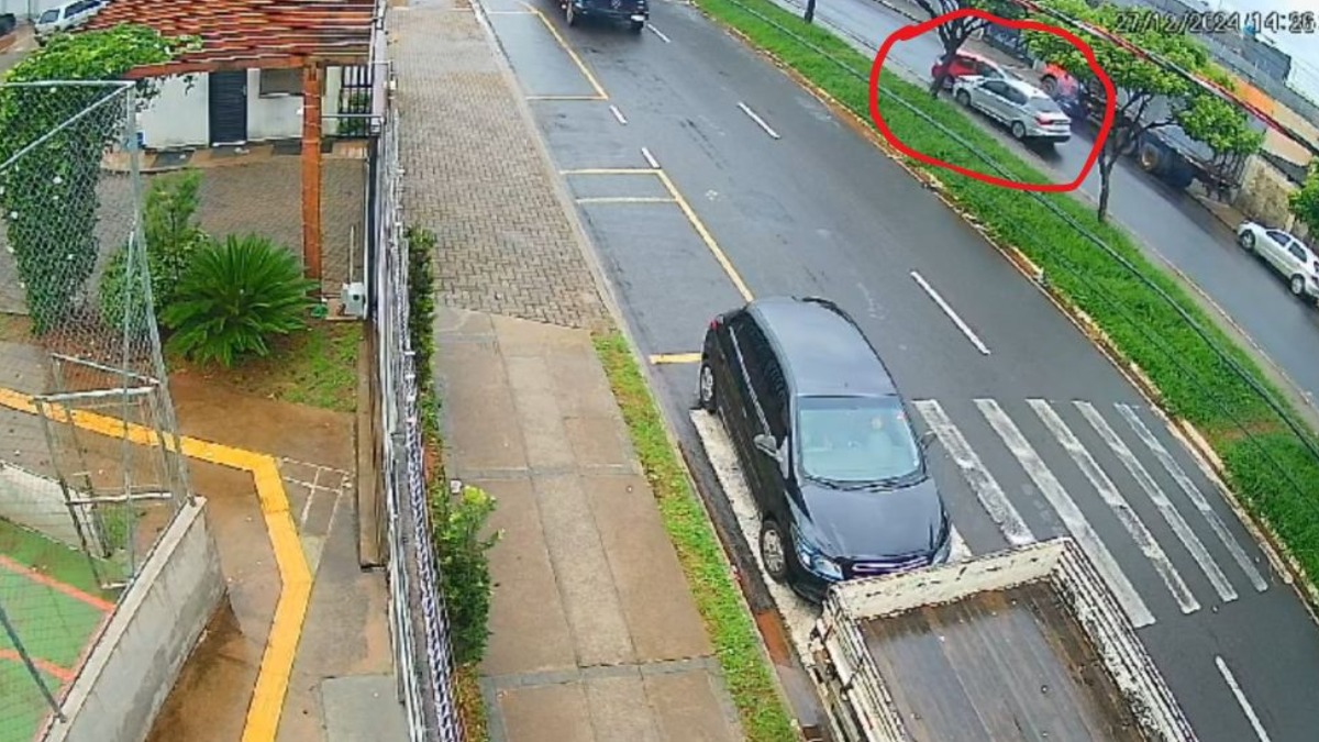 Motorista com sinais de embriaguez é