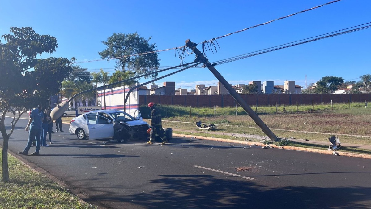 acidente avenida Henry Nestlé