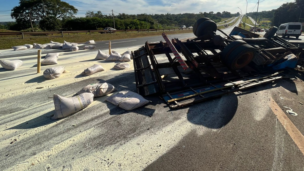 Carga furtada caminhão