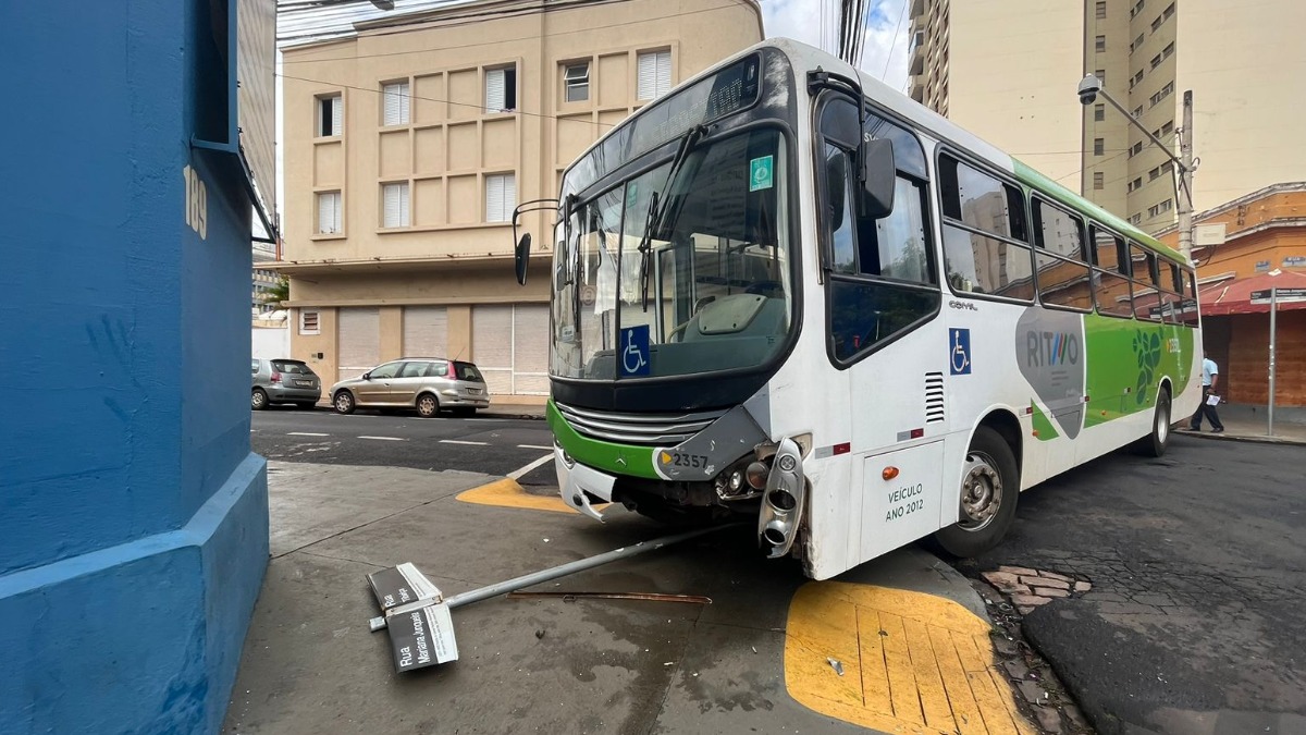 acidente ônibus Ribeirão Preto
