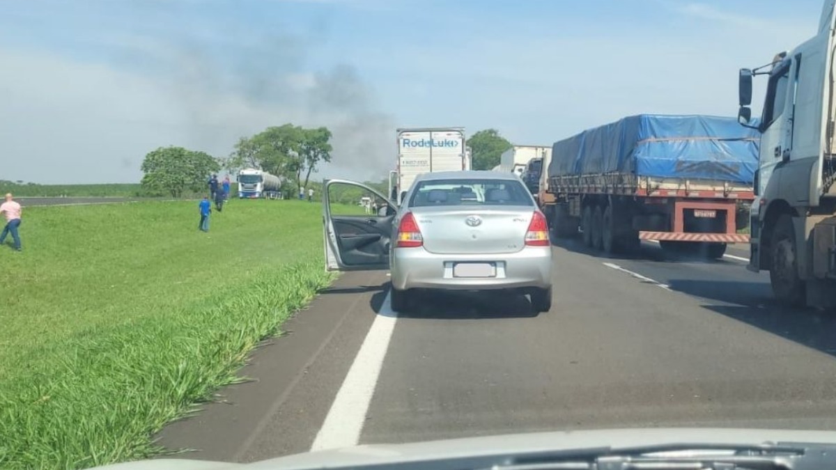 Acidente de caminhão Taquaritinga