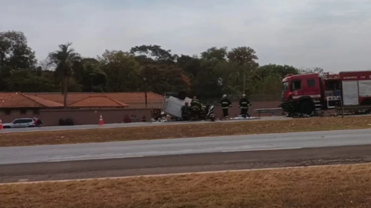 acidente rodovia Carlos Tonani