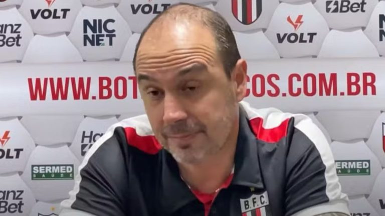 Sob o comando de Allan Aal