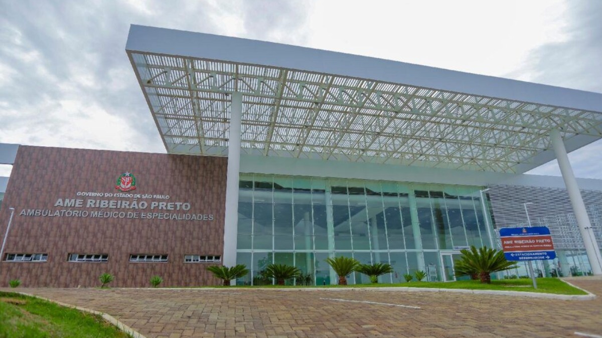 Funcionário do setor de informática é