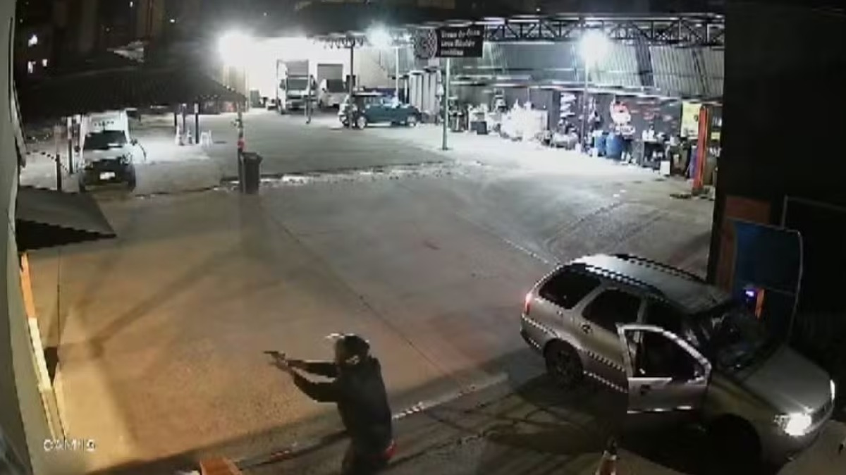 assassinato em estacionamento