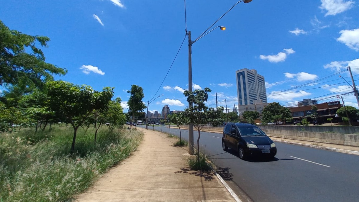 escuridão avenida Coronel Ferreira Leite