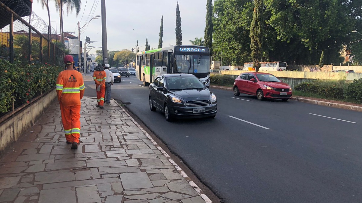 interdição Avenida Fábio Barreto