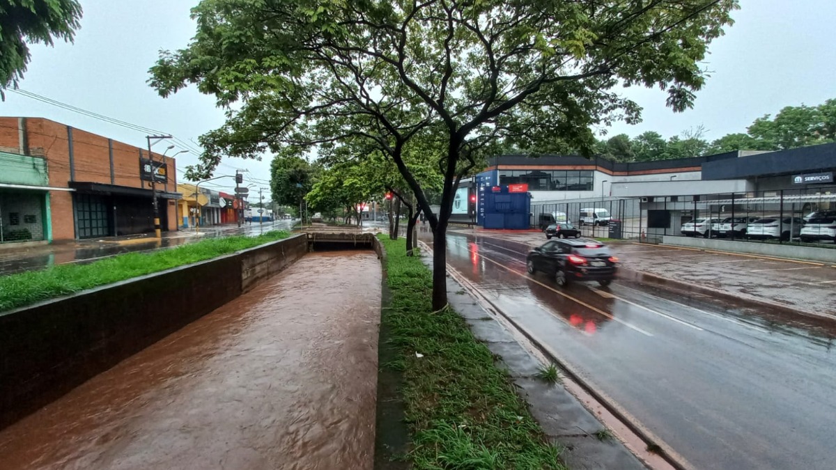 alagamento Avenida Francisco Junqueira