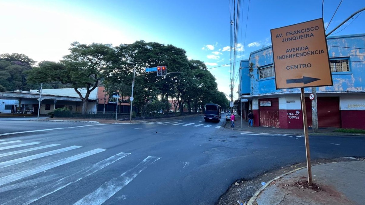 bloqueio Avenida Francisco Junqueira