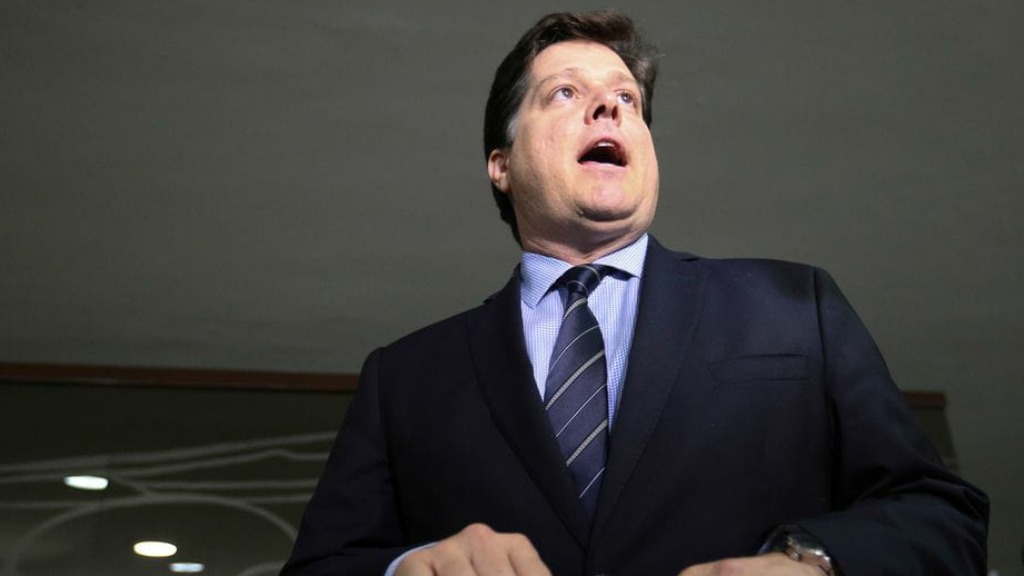 Deputado Federal Baleia Rossi registra seu