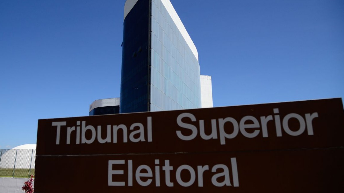 notícias falsas eleições