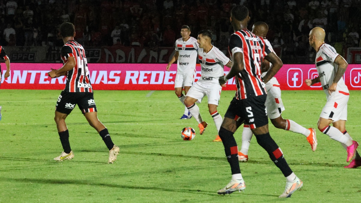 Botafogo fica no empate sem gols