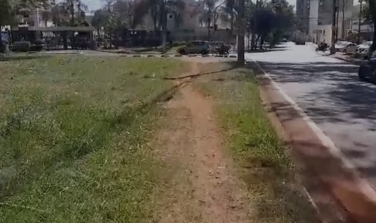 calçada em mau estado