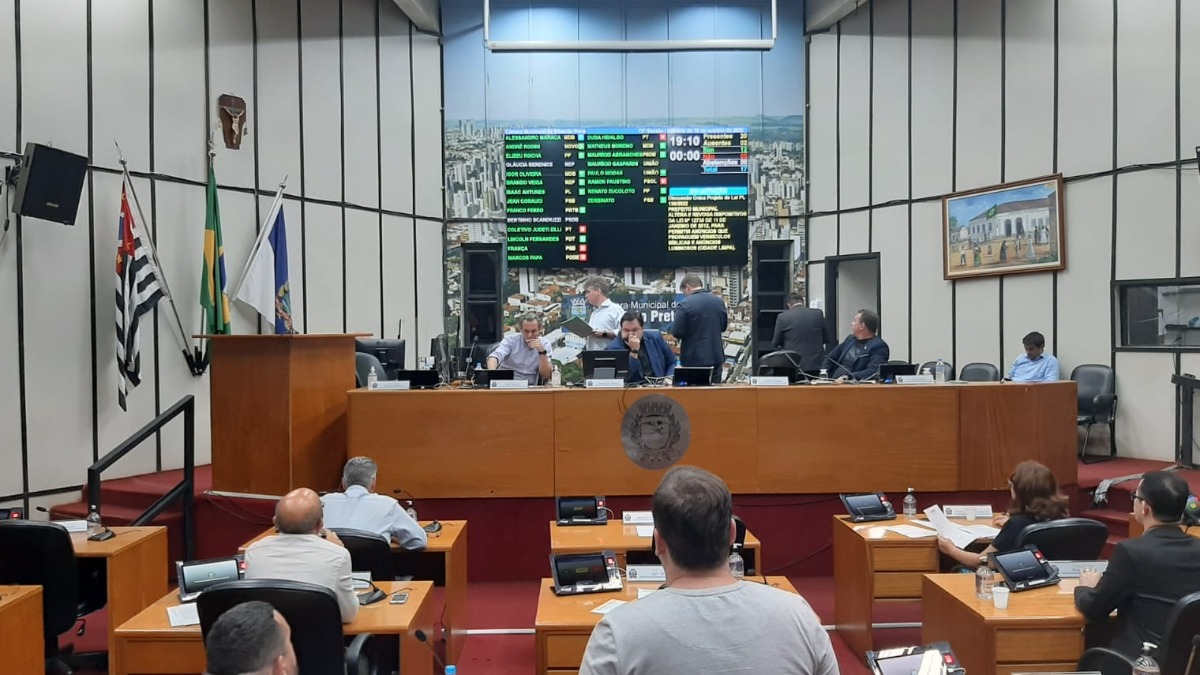 aumento salários prefeito