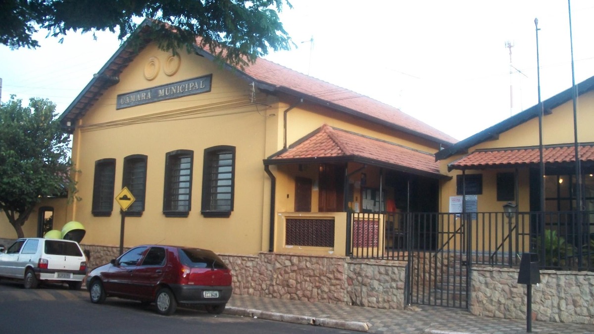 reajuste salários Luiz Antônio