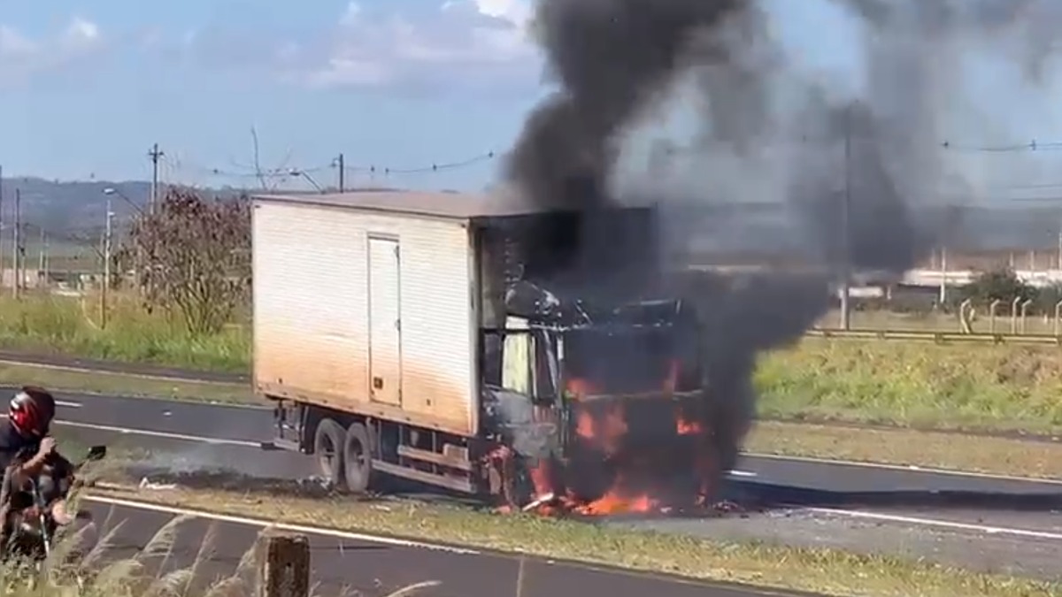 acidente caminhão Ribeirão Serrana