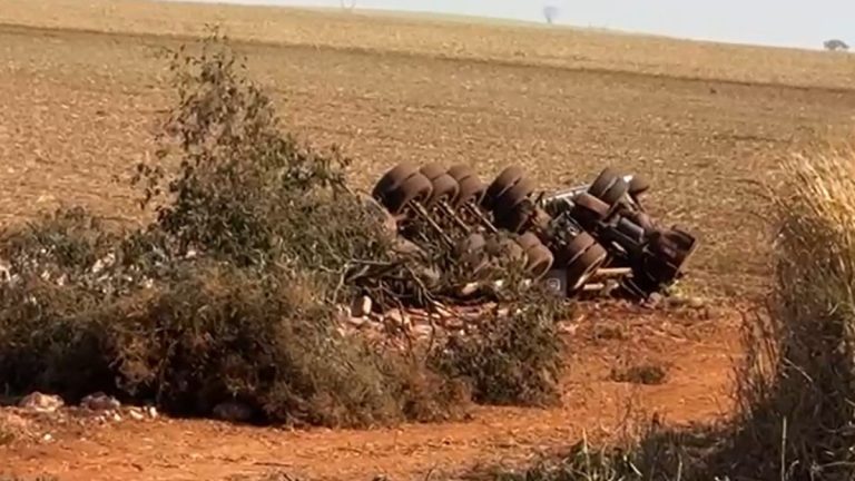 Motorista morre após perder o controle