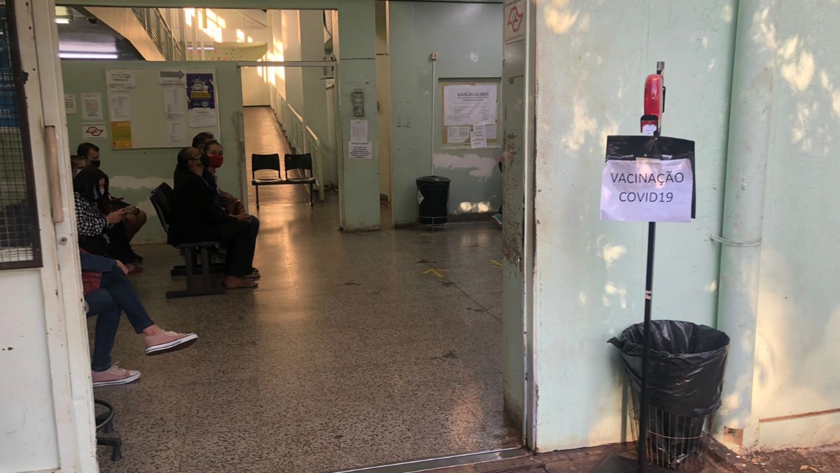 vacina contra Covid-19 e Influenza