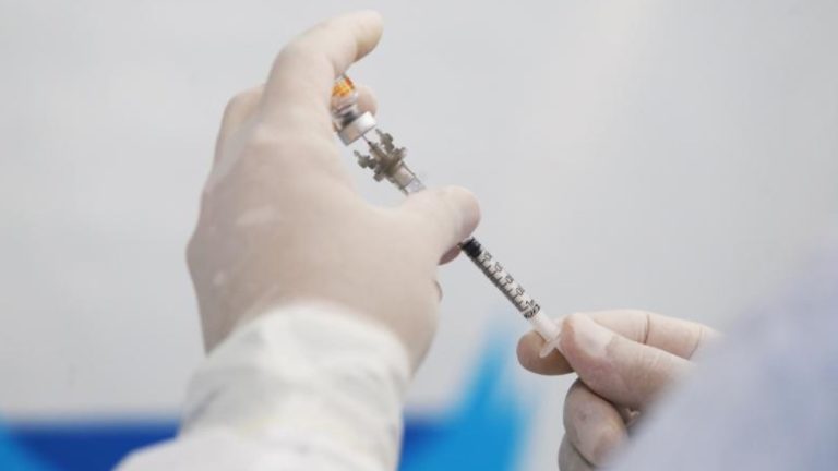 SUS para oferecer novo reforço no