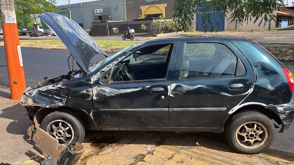 acidente carro zona norte