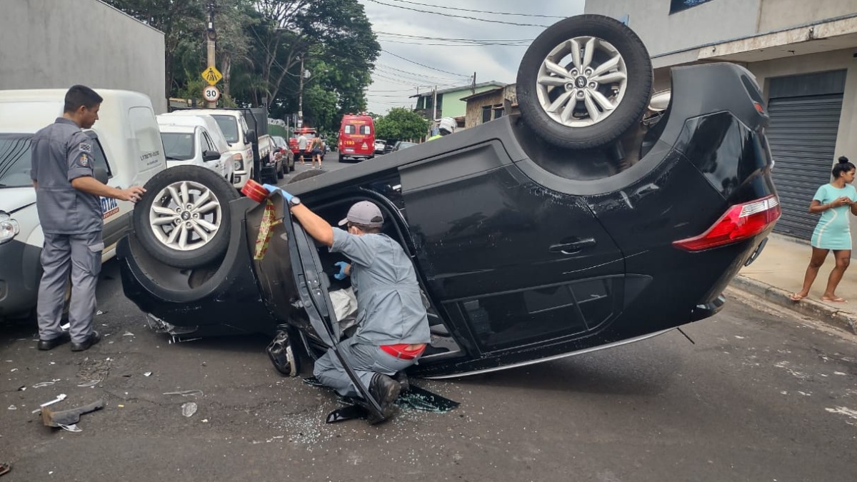 acidente carro Ribeirão Preto