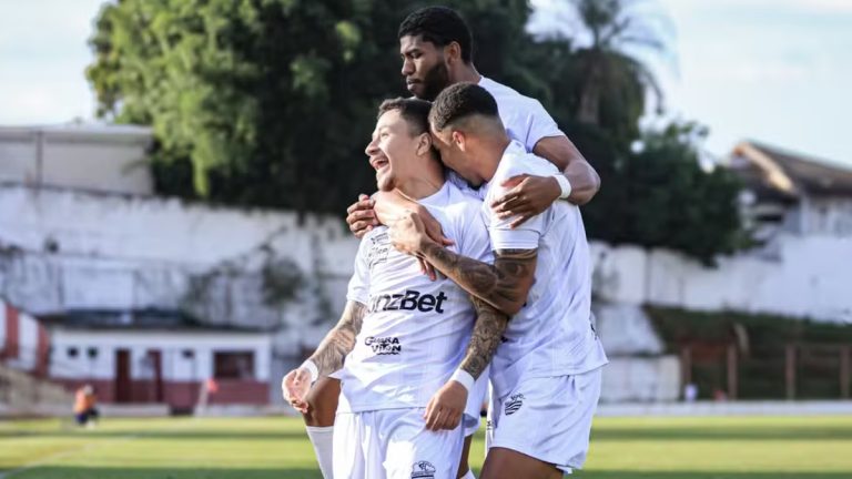 Leão emplaca duas vitórias após mais