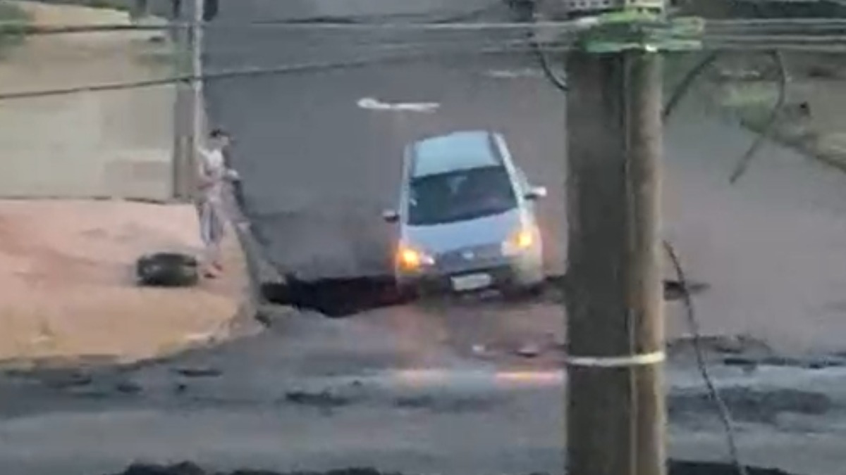 Estudante que caiu com o carro