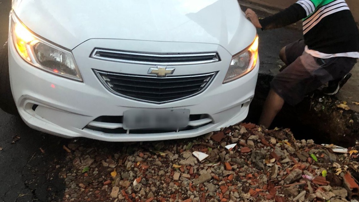 Buraco na zona leste