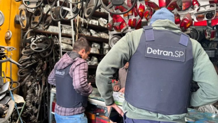 Detran e Cetesb lançam guia sobre