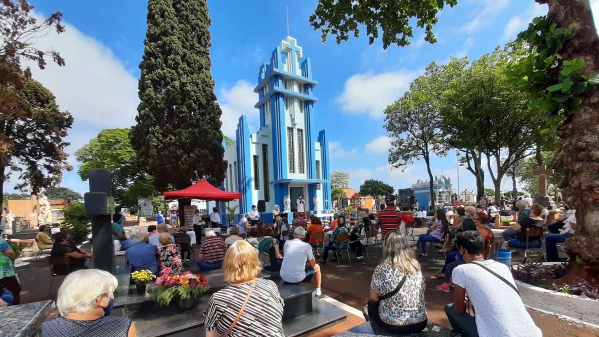 visitantes cemitérios Ribeirão Preto