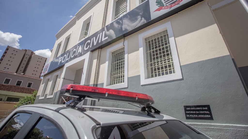 Golpe falso presente