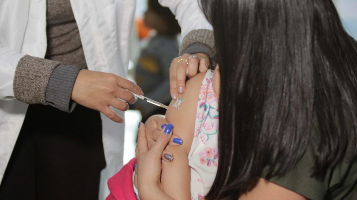 Vacina Coronavac crianças