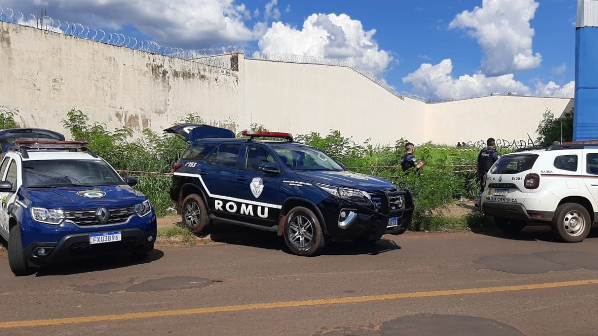 corpo encontrado bairro