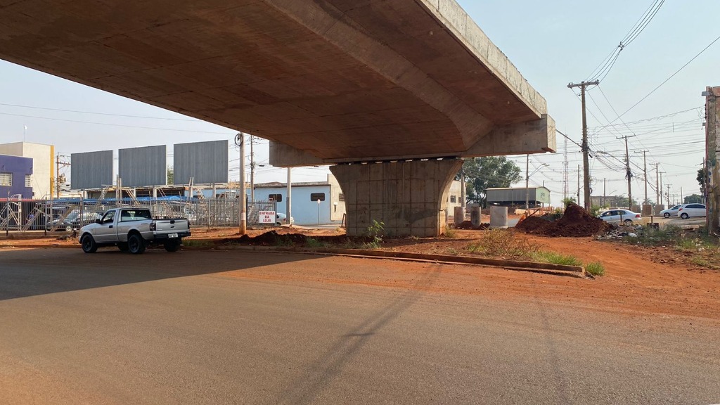 Obras públicas atrasadas