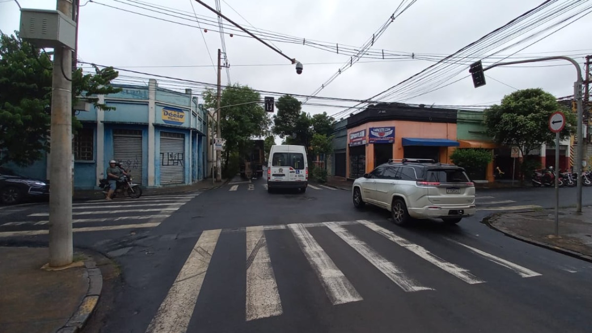 semáforos inoperantes