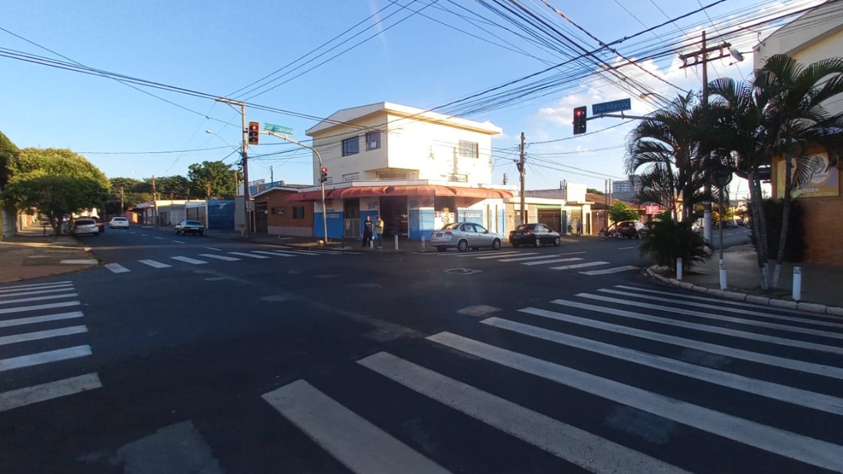 Semáforos descalibrados e depois desligados... motoristas