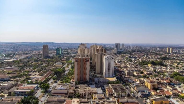 População de Ribeirão Preto deve começar