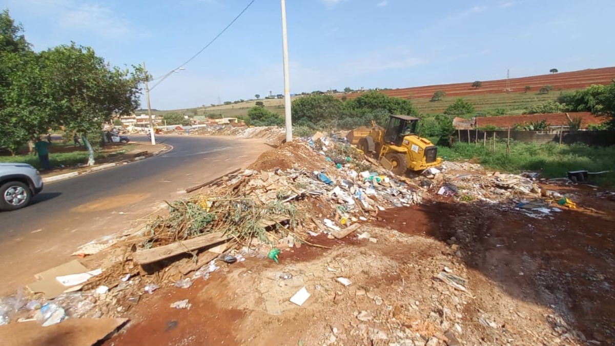 Retirada irregular de resíduos