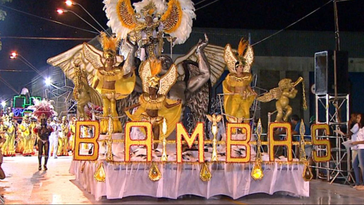 escola de carnaval