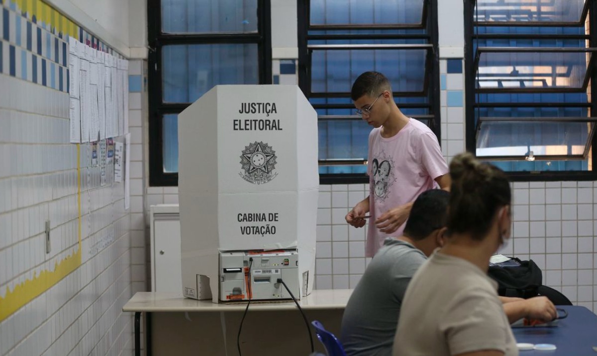 Últimos preparativos para as eleições