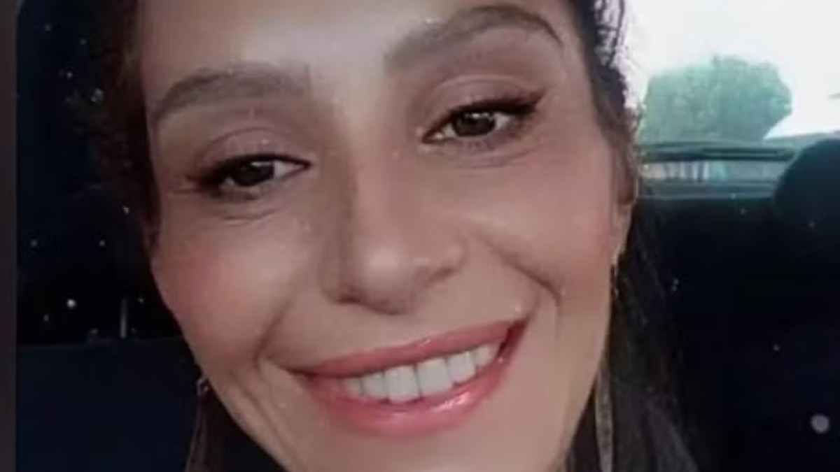 Mulher é encontrada morta dentro da