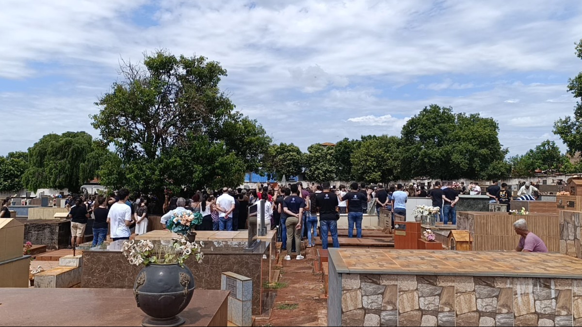 Estudantes mortos em acidente de ônibus