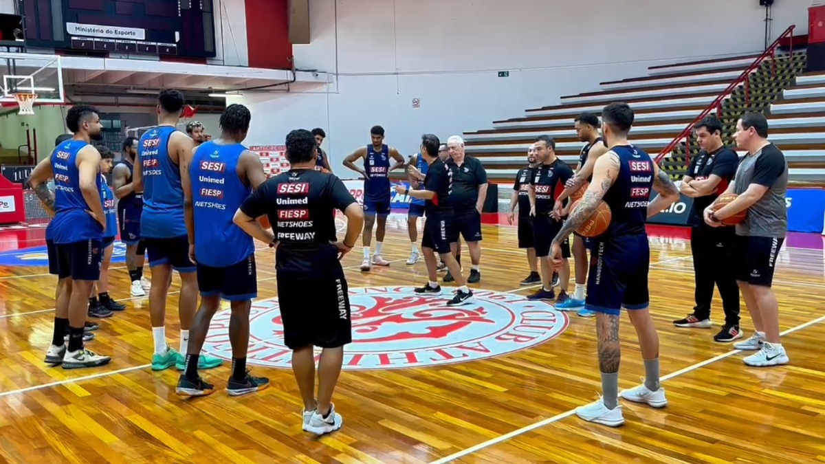 Franca Basquete encara o Paulistano