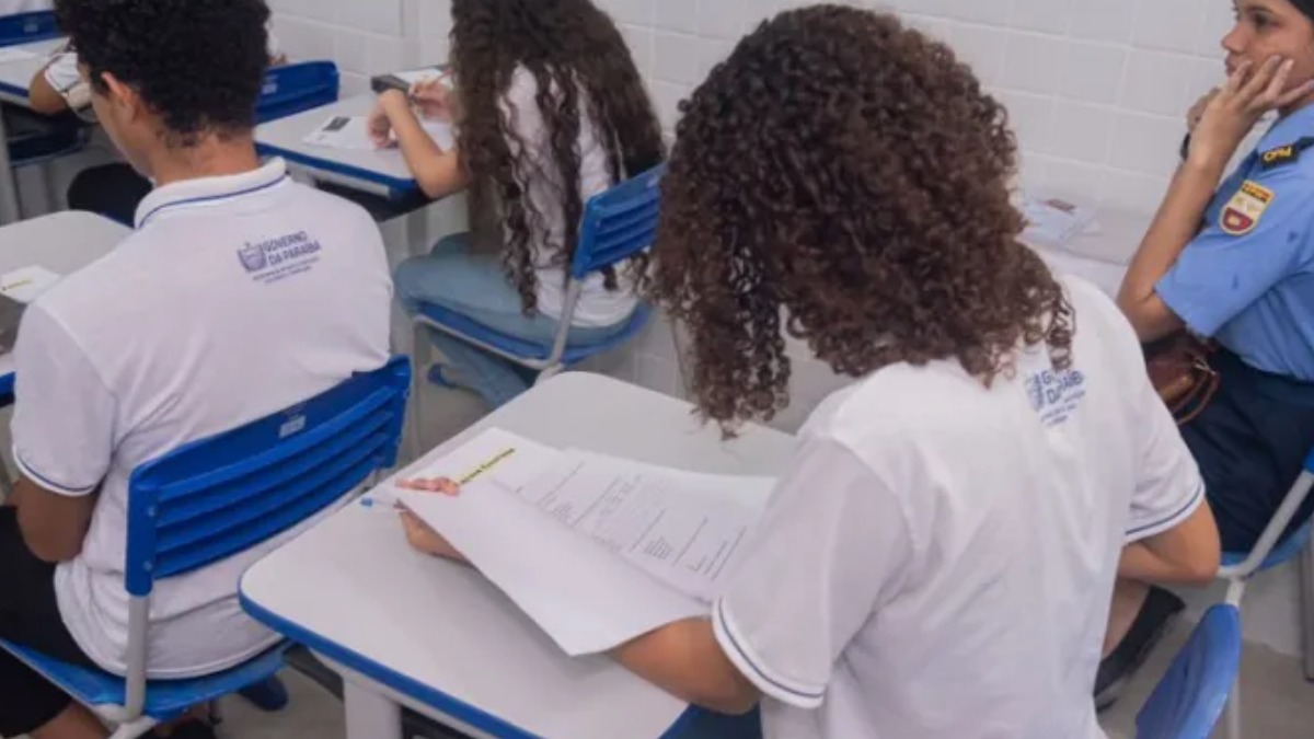 Estudantes da rede estadual já podem