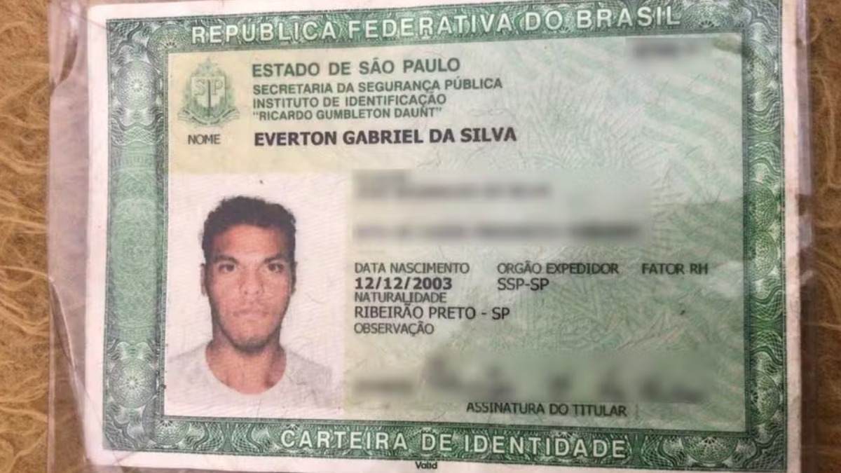 Polícia busca por homem que atirou