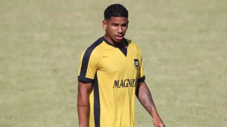 Homem acusado de matar jogador de