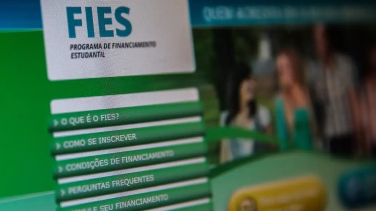 Ministério da Educação divulga lista de