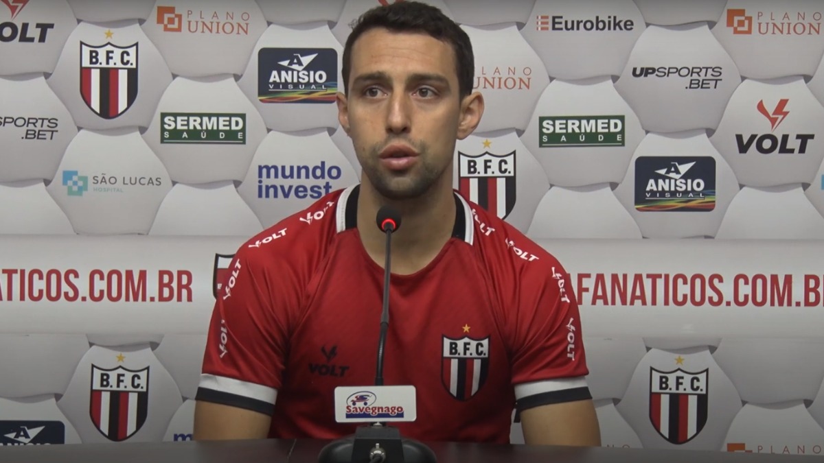 demissão Paulo Baier