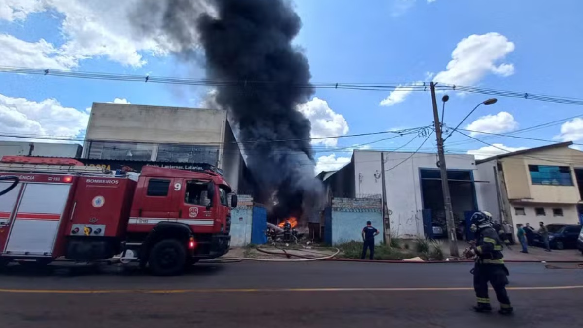 incêndio empresa pneus