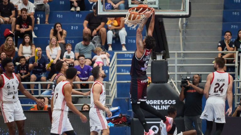 Franca Basquete vence 4º jogo contra